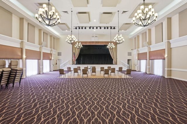 7930 Lake Sands Drive, Delray Beach, FL 33446