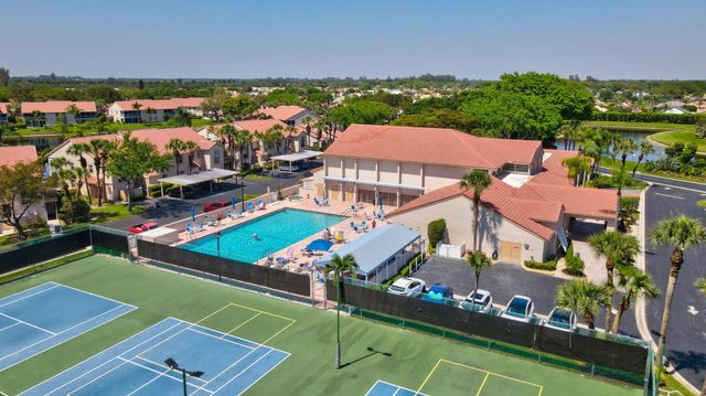 7930 Lake Sands Drive, Delray Beach, FL 33446