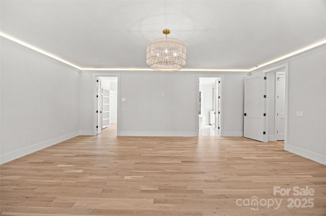 1607 Tippah Park Court, Charlotte, NC 28205