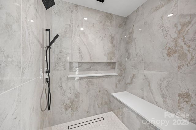 1607 Tippah Park Court, Charlotte, NC 28205