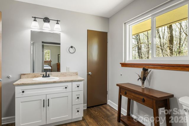 194 Carolina Avenue, Brevard, NC 28712