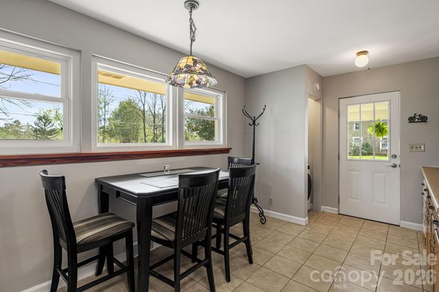 194 Carolina Avenue, Brevard, NC 28712