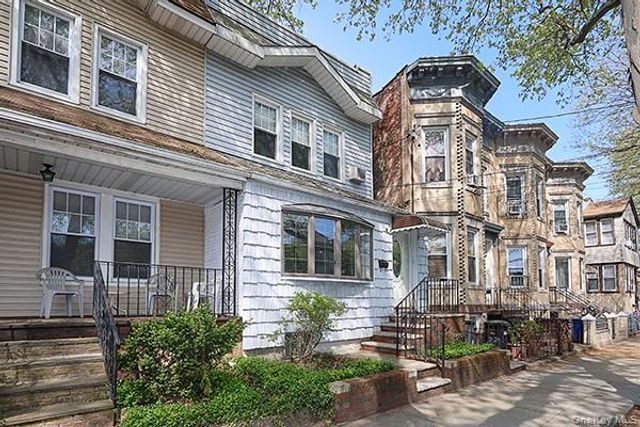 7746 79th Place, Glendale, NY 11385