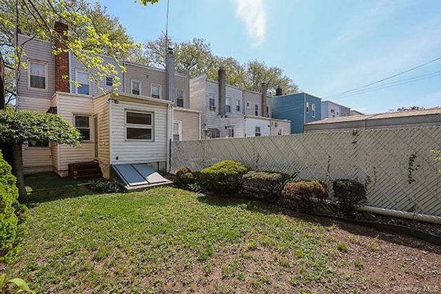 7746 79th Place, Glendale, NY 11385