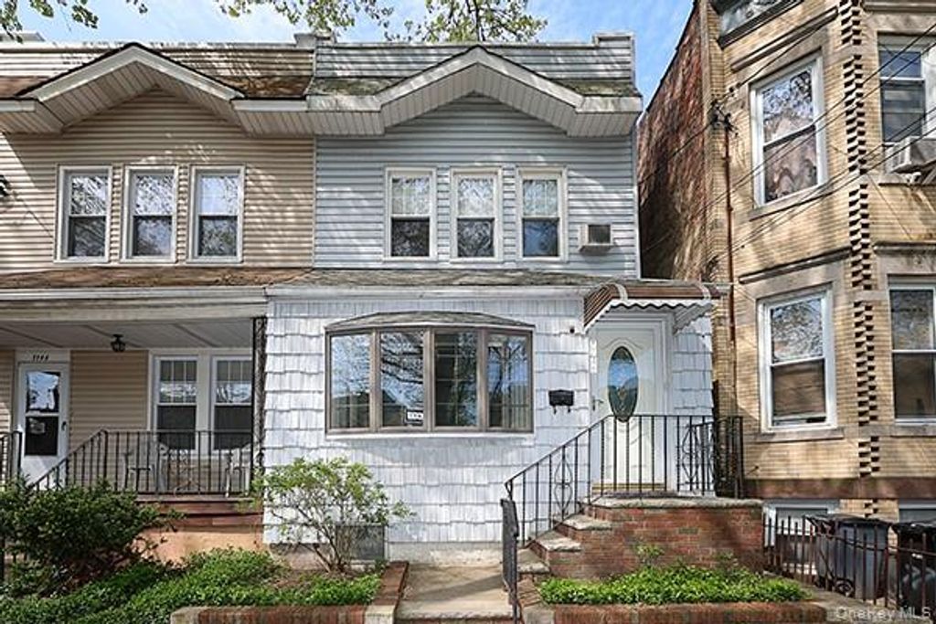 7746 79th Place, Glendale, NY 11385