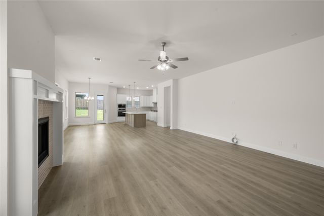 424 Lamb Lane, Waxahachie, TX 75167