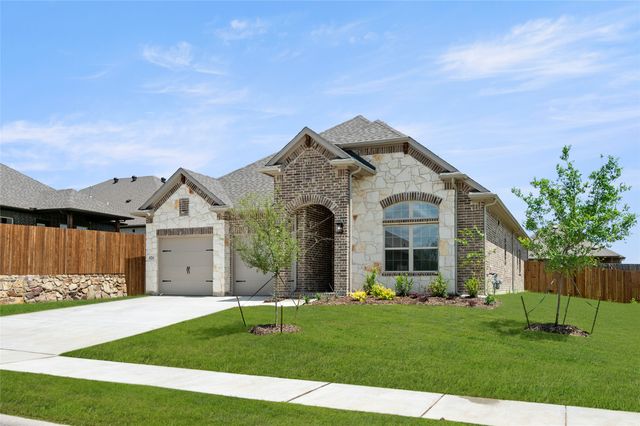 424 Lamb Lane, Waxahachie, TX 75167