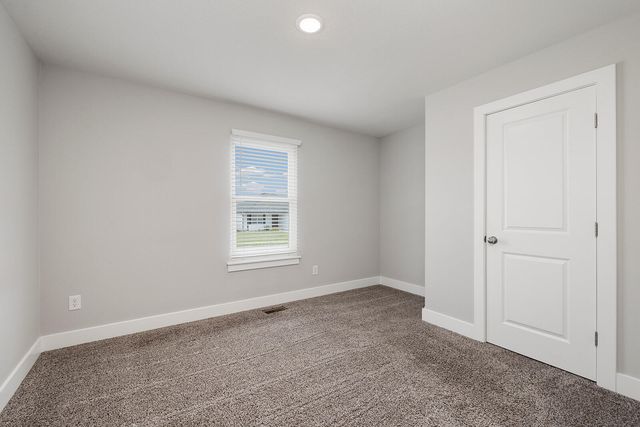 757 N Glenwood Avenue, Republic, MO 65738