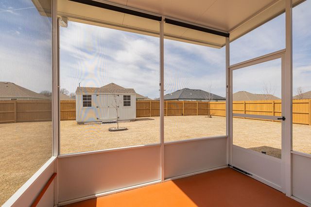 757 N Glenwood Avenue, Republic, MO 65738