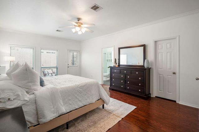 3209 Chenevert Street, Houston, TX 77004