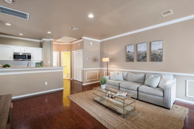 3209 Chenevert Street, Houston, TX 77004