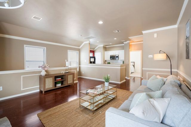 3209 Chenevert Street, Houston, TX 77004