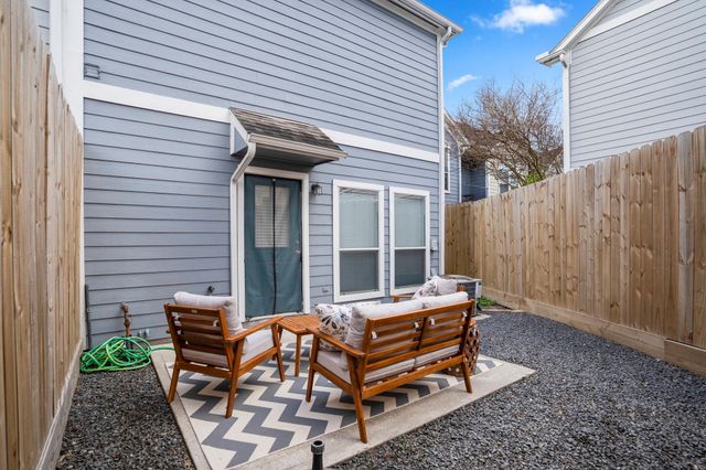 3209 Chenevert Street, Houston, TX 77004