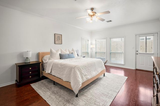 3209 Chenevert Street, Houston, TX 77004