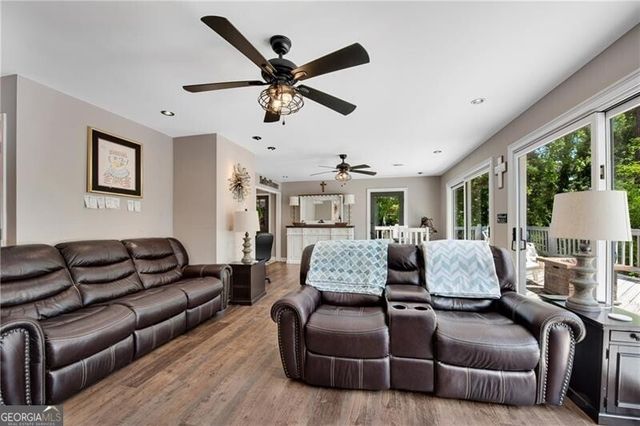 6275 Woodlake Drive, Buford, GA 30518