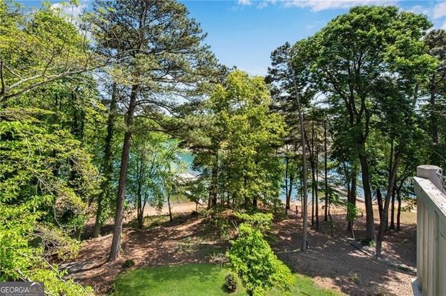 6275 Woodlake Drive, Buford, GA 30518