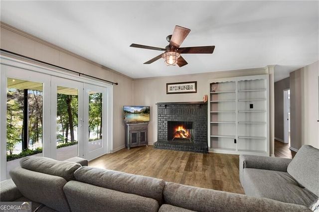 6275 Woodlake Drive, Buford, GA 30518