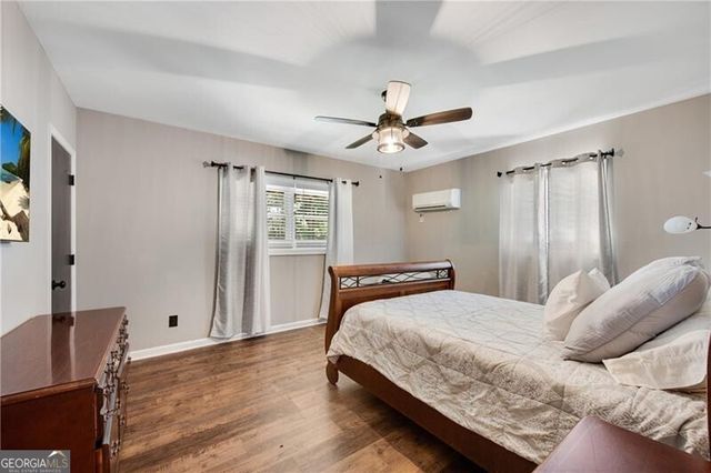 6275 Woodlake Drive, Buford, GA 30518