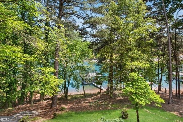 6275 Woodlake Drive, Buford, GA 30518