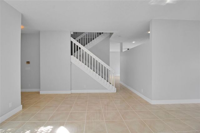 5240 NW 112th Way, Coral Springs, FL 33076