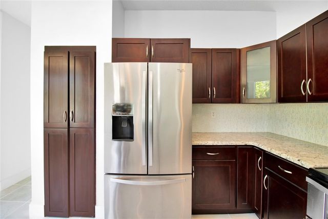 5240 NW 112th Way, Coral Springs, FL 33076