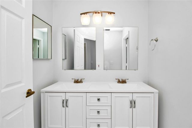 5240 NW 112th Way, Coral Springs, FL 33076