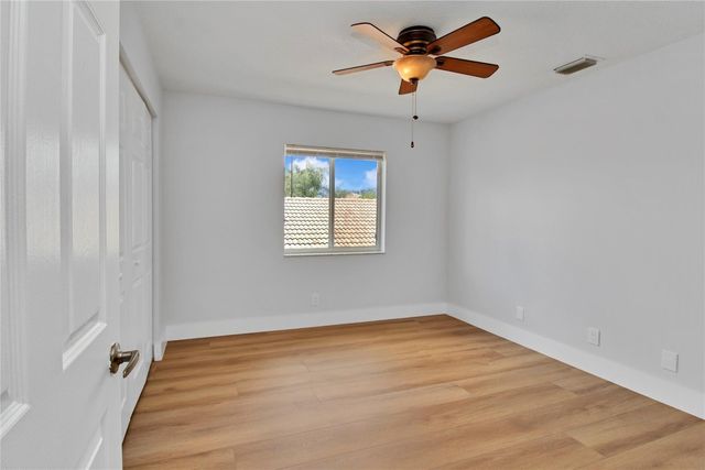 5240 NW 112th Way, Coral Springs, FL 33076