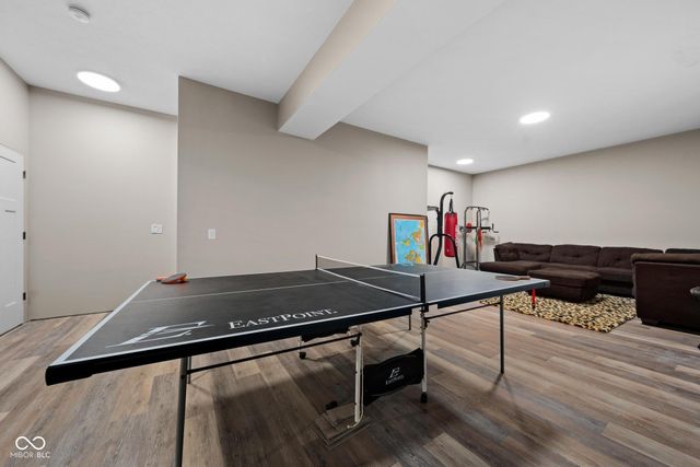 320 Briar Hill Drive, Whiteland, IN 46184