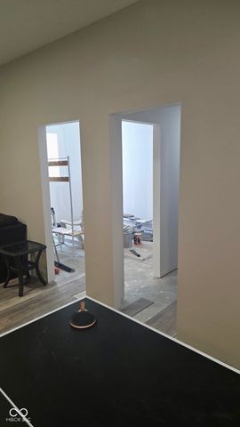 320 Briar Hill Drive, Whiteland, IN 46184