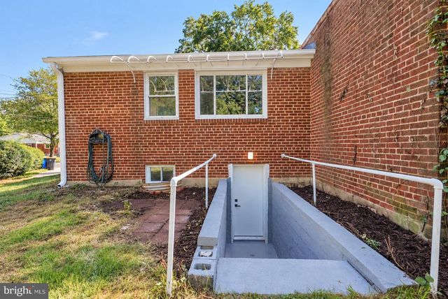 3527 CHADWICK CT, Temple Hills, MD 20748