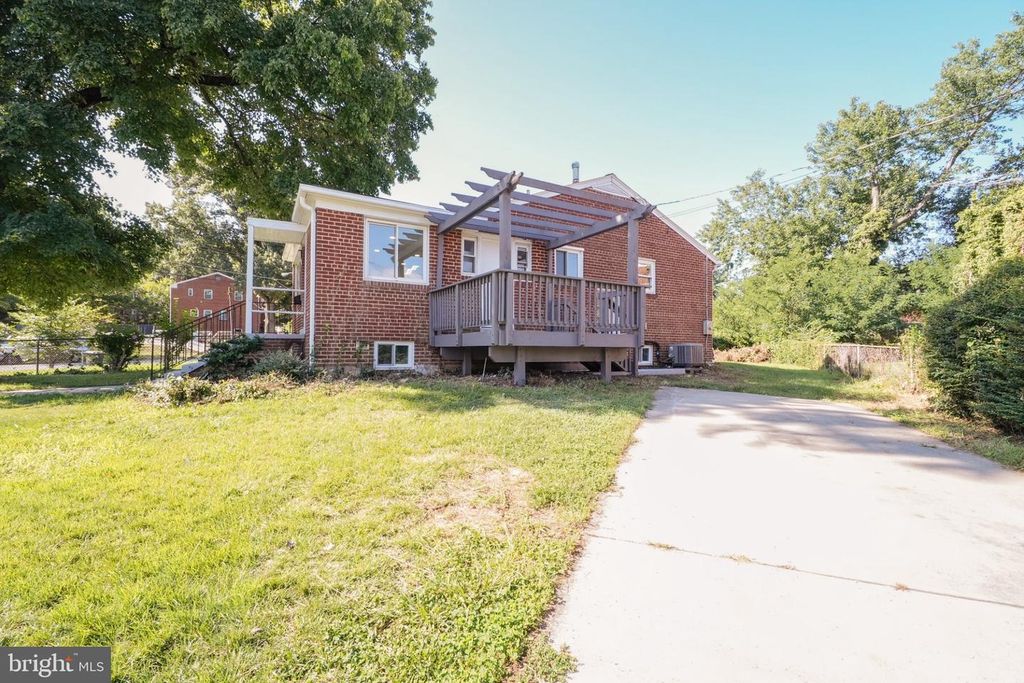3527 CHADWICK CT, Temple Hills, MD 20748