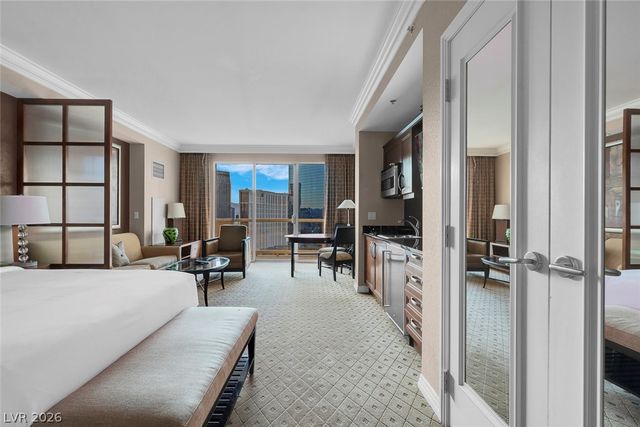 135 East HARMON Avenue 2515, Las Vegas, NV 89109