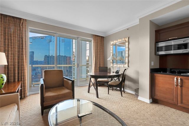 135 East HARMON Avenue 2515, Las Vegas, NV 89109