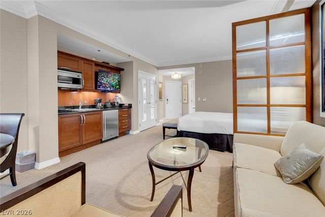 135 East HARMON Avenue 2515, Las Vegas, NV 89109