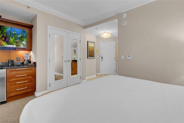 135 East HARMON Avenue 2515, Las Vegas, NV 89109