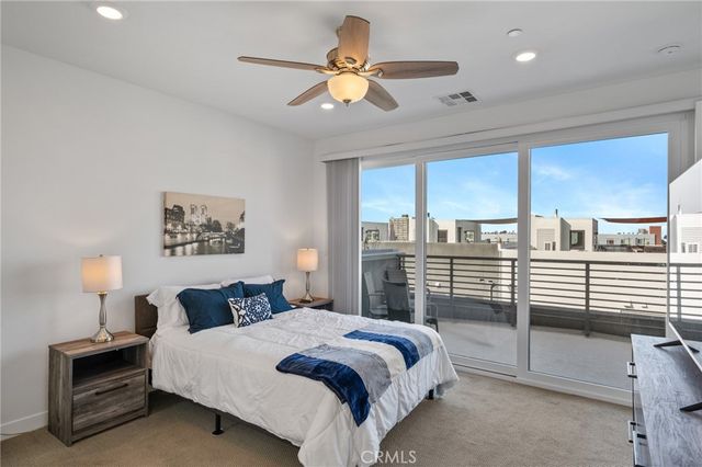 277 Dockside Lane, San Pedro, CA 90731