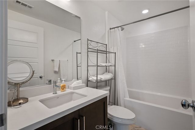 277 Dockside Lane, San Pedro, CA 90731