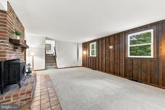 373 IVY LN, Glen Mills, PA 19342
