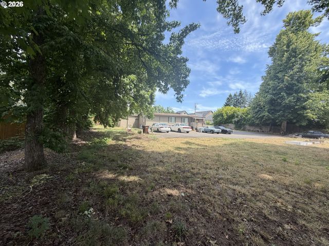 18989 S IRA Ln, Oregon City, OR 97045