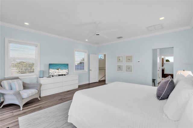 5710 CARISSA STREET, Holmes Beach, FL 34217