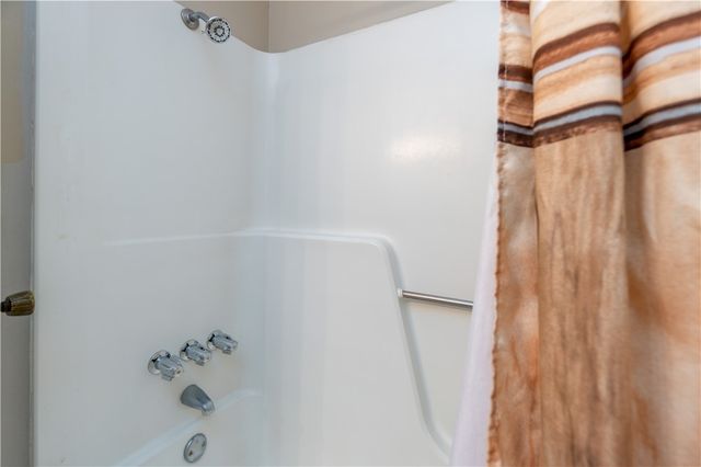 4002 Oak Forest Dr G, Corpus Christi, TX 78413