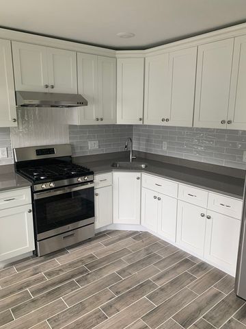 9 Farnum St 2, Quincy, MA 02169