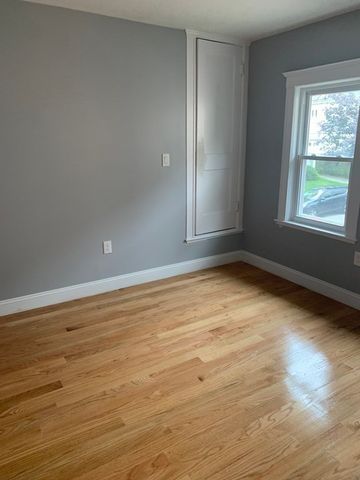 9 Farnum St 2, Quincy, MA 02169