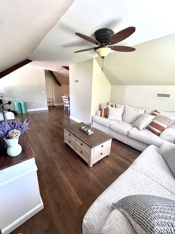 709 Saddle Trail Ct, Hermitage, TN 37076