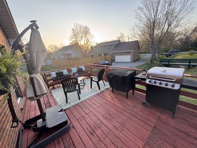 709 Saddle Trail Ct, Hermitage, TN 37076