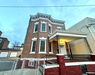 6306 Jf Kennedy Boulevard B, West New York, NJ 07093