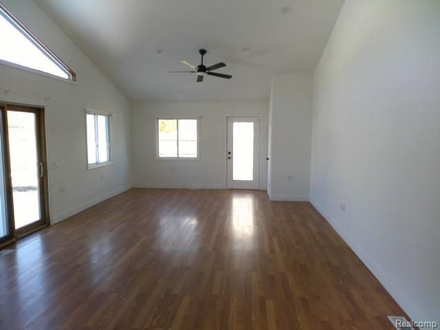 5071 Lippincott Boulevard, Burton, MI 48519