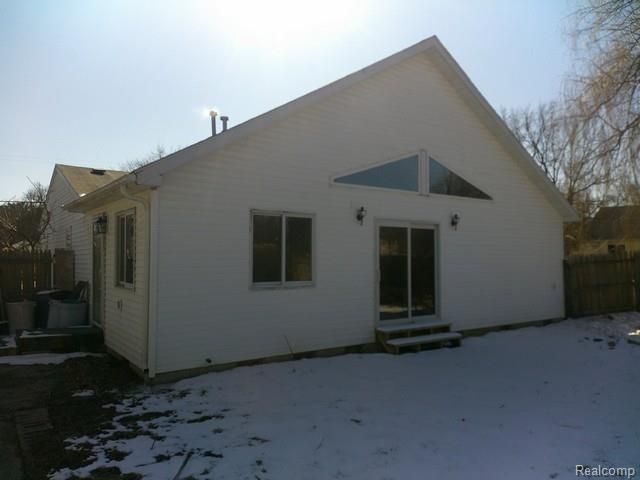 5071 Lippincott Boulevard, Burton, MI 48519