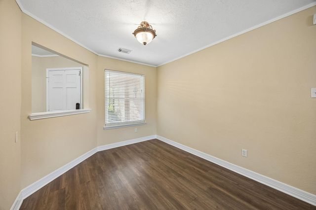 10819 E Linwood Drive, La Porte, TX 77571