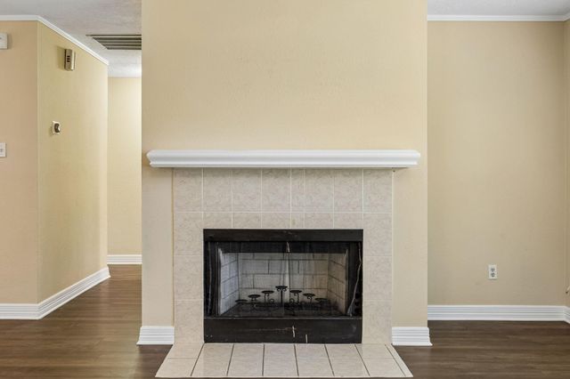 10819 E Linwood Drive, La Porte, TX 77571